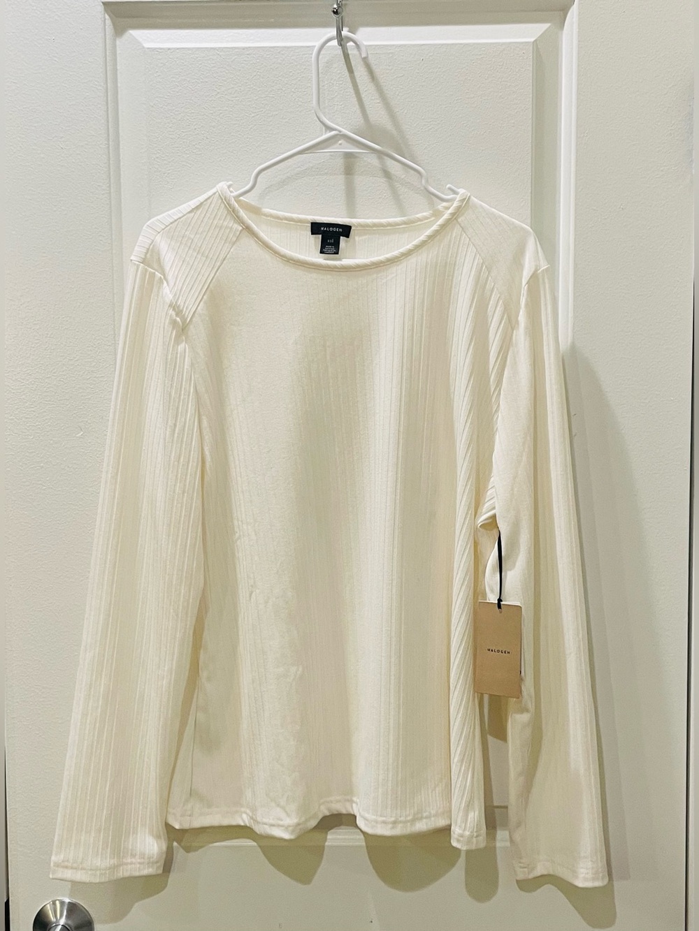 NEW…Halogen Raglan Sleeve Knit Top - Picture 4 of 6
